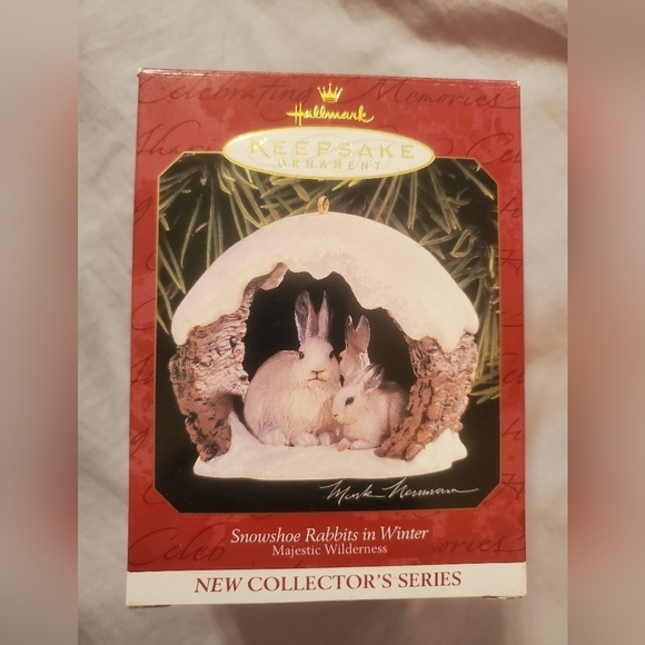 Hallmark Other - HALLMARK Keepsake Snowshoe Rabbit in Winter "Majestic Wilderness" Ornament